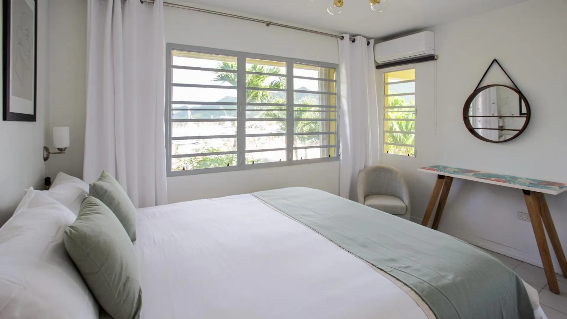 شقة Cozy Cottage 1 Bedroom With Stunning Views سيمبسون باي