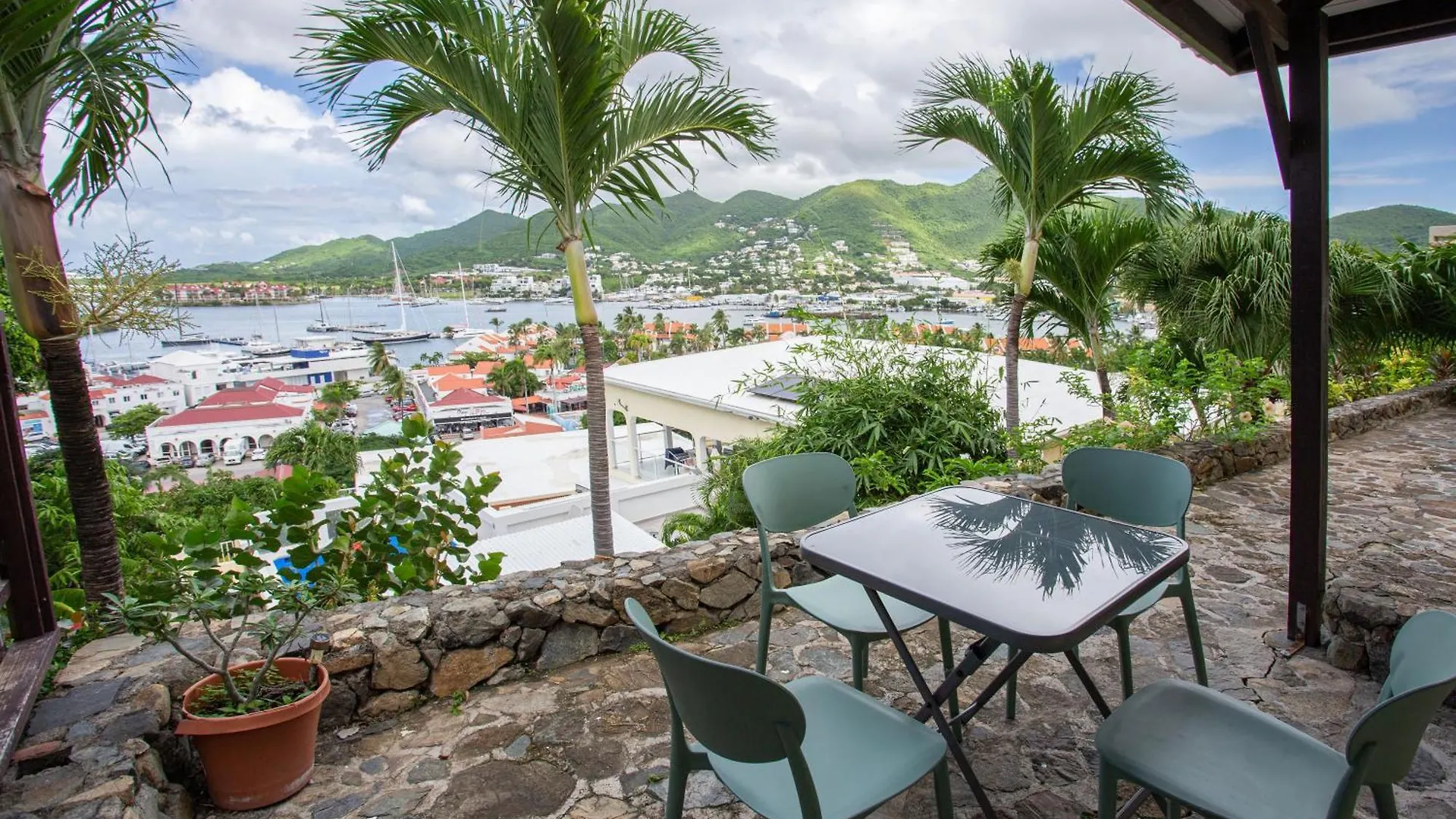 Cozy Cottage 1 Bedroom With Stunning Views سيمبسون باي